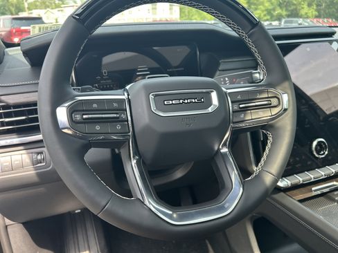 New 2026 GMC Acadia Denali w/ Super Cruise Package AWD/4WD image 26