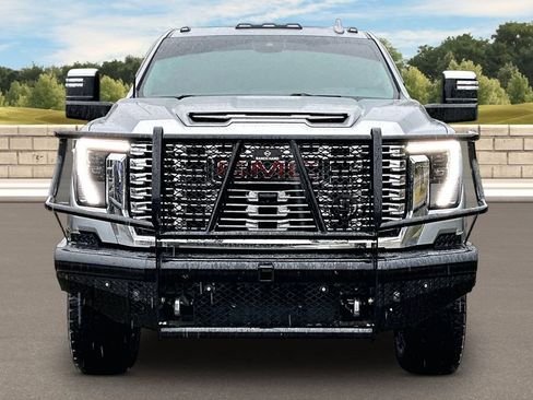 Used 2024 GMC Sierra 2500 Denali w/ Denali Reserve Package AWD/4WD image 3