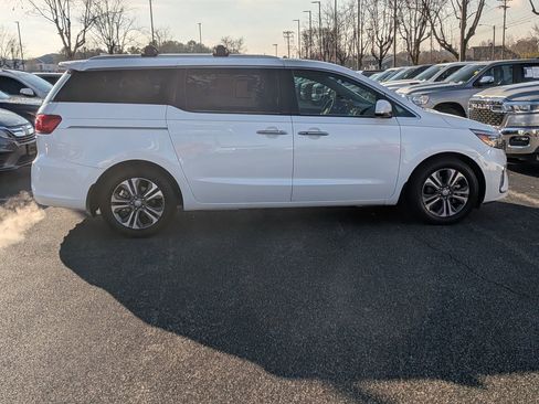 Used 2020 Kia Sedona SX image 10