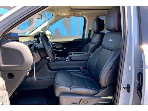 New 2026 Ford Expedition Platinum AWD/4WD image 25