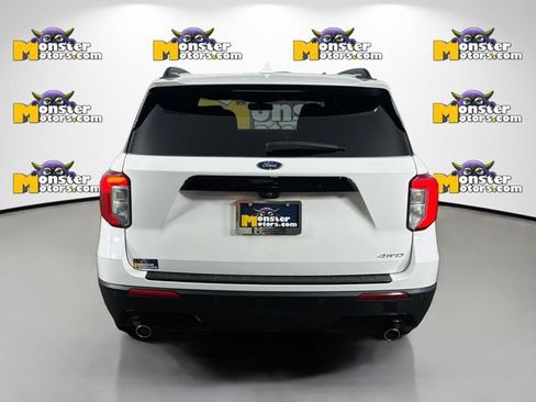 Used 2023 Ford Explorer ST-Line AWD/4WD image 6