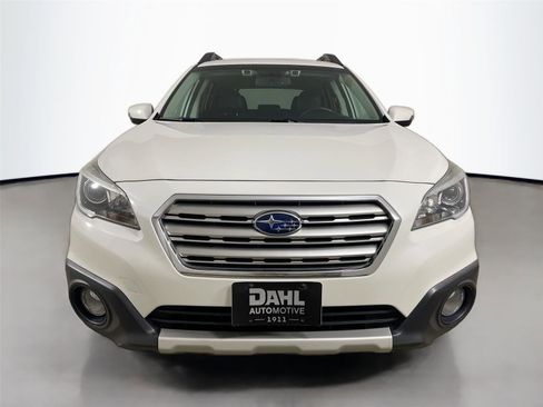 Used 2016 Subaru Outback 2.5i Limited image 3