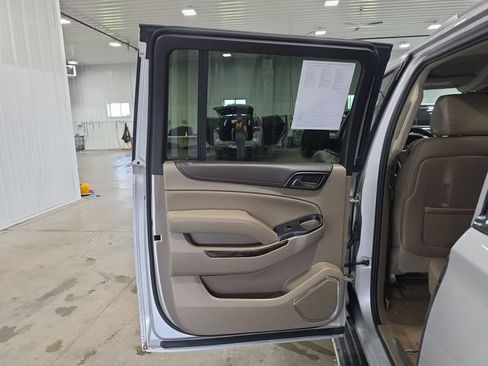 Used 2016 GMC Yukon XL SLT AWD/4WD image 29