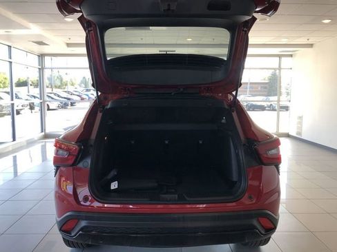 New 2026 Chevrolet Trax RS w/ Sunroof Package image 14