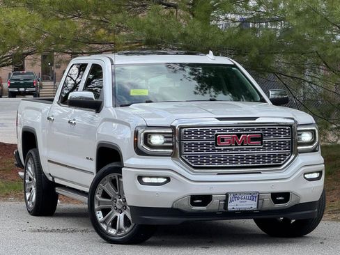 Used 2017 GMC Sierra 1500 Denali w/ Denali Ultimate Package AWD/4WD image 1
