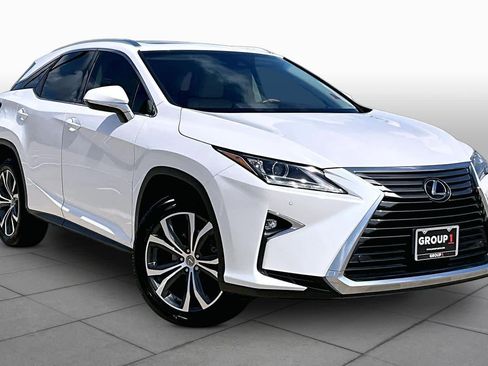 Used 2017 Lexus RX 350 FWD w/ Premium Package image 3