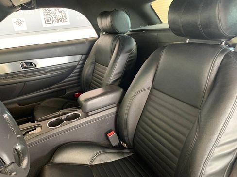 Used 2002 Ford Thunderbird RWD image 14