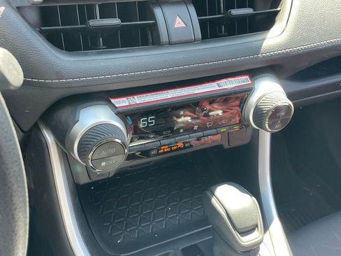 Used 2025 Toyota RAV4 XLE image 11