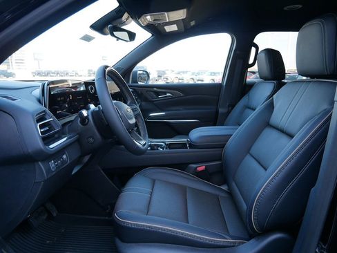 New 2026 Chevrolet Traverse High Country w/ LPO, Floor Liner Package image 14