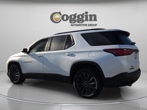 Used 2023 Chevrolet Traverse RS w/ LPO, Floor Liner Package image 4