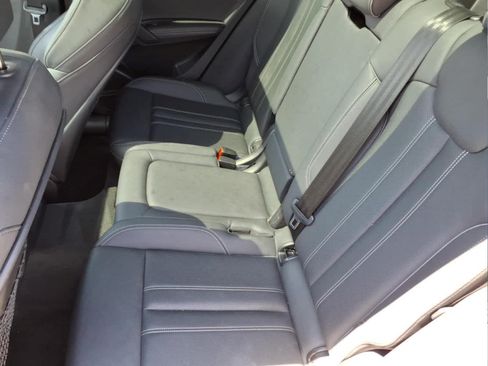 Used 2023 Audi Q5 e Prestige AWD/4WD image 12