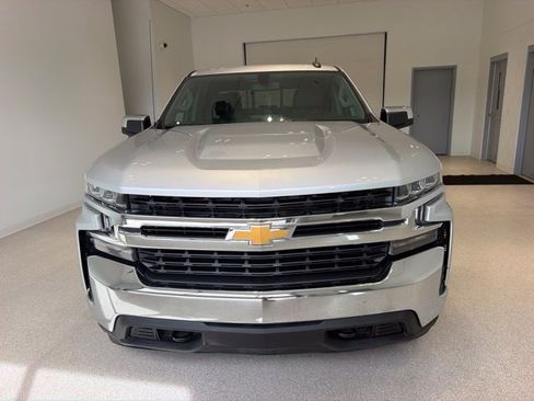 Used 2020 Chevrolet Silverado 1500 LT w/ All-Star Edition AWD/4WD image 2