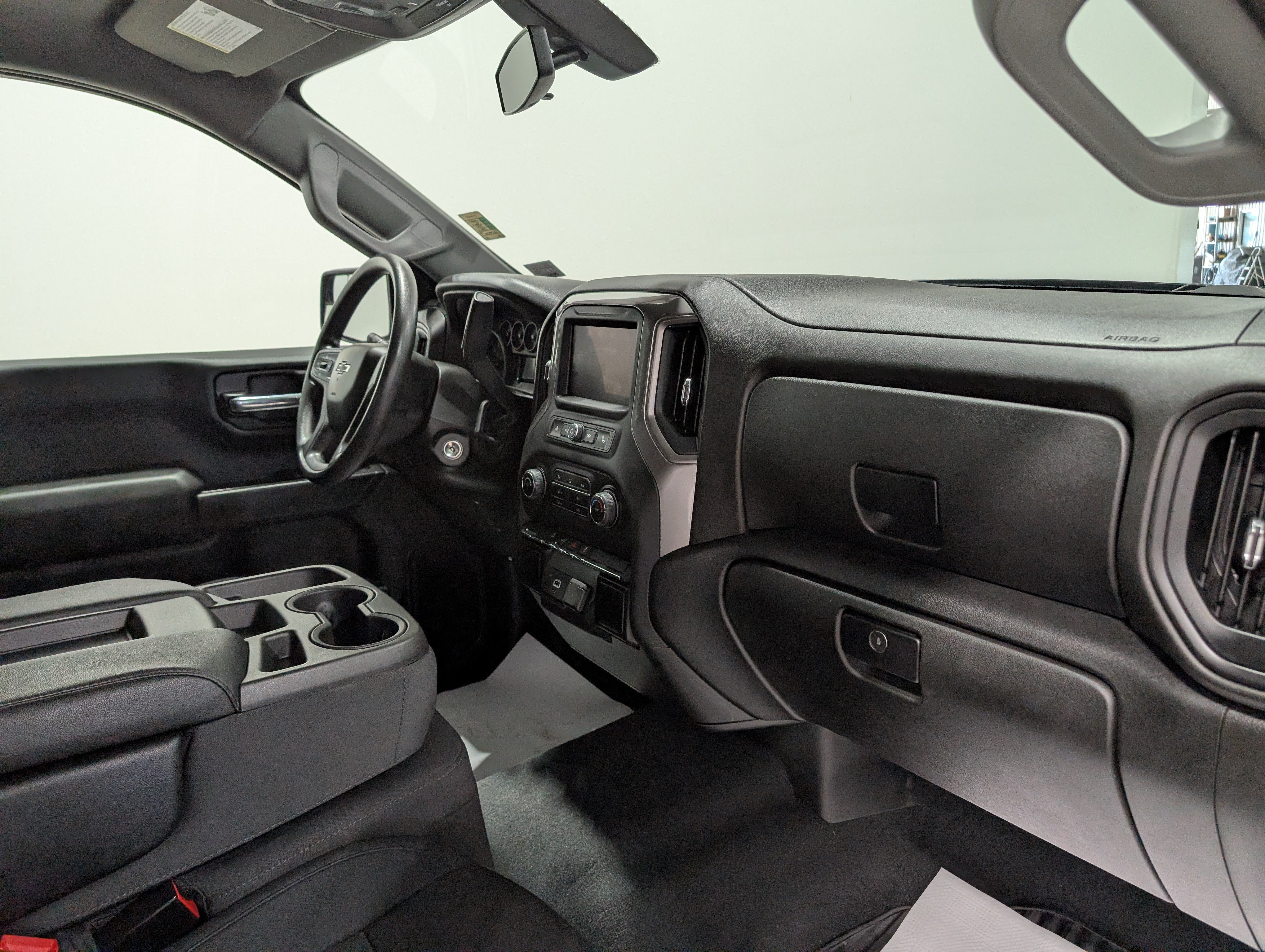Used 2020 Chevrolet Silverado 1500 Custom Trail Boss w/ Custom Convenience Package AWD/4WD image 19