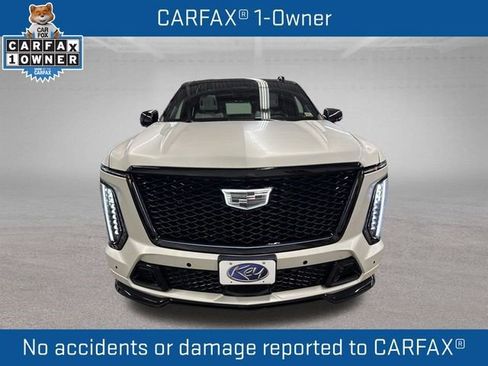 Certified 2025 Cadillac Escalade V w/ LPO, ONYX Package AWD/4WD image 2