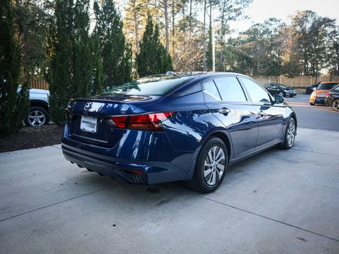 Used 2019 Nissan Altima 2.5 S image 10