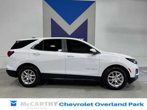 Used 2022 Chevrolet Equinox LT FWD image 4