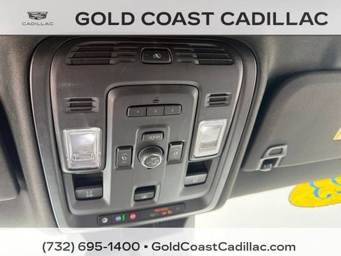 Used 2023 Cadillac Escalade Premium Luxury AWD/4WD image 33