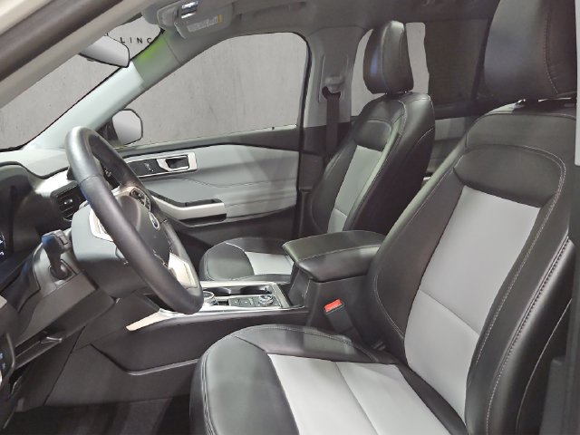 Certified 2024 Ford Explorer XLT w/ Equipment Group 202A AWD/4WD image 12