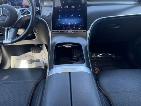 Certified 2024 Mercedes-Benz GLC 300 image 11