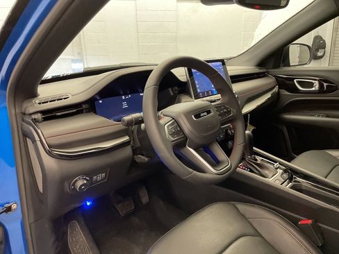 New 2025 Jeep Compass Trailhawk w/ Trailhawk Elite Group image 15