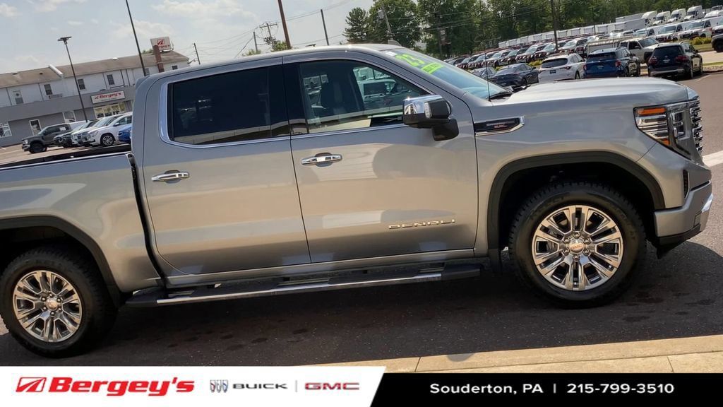 Certified 2023 GMC Sierra 1500 Denali w/ Technology Package AWD/4WD image 11