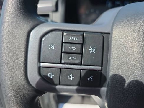 Used 2025 Ford F150 XLT w/ Equipment Group 301A Standard AWD/4WD image 17