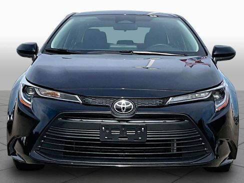 Used 2024 Toyota Corolla LE FWD image 4