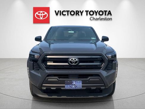 Used 2024 Toyota Tacoma SR w/ SR Upgrade Package AWD/4WD image 8
