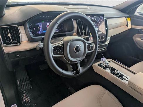 New 2026 Volvo XC90 B6 Plus w/ Protection Package image 3