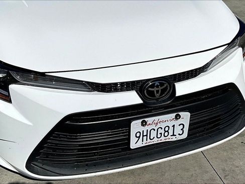 Used 2023 Toyota Corolla LE image 28