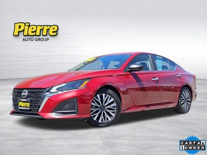 Used 2024 Nissan Altima 2.5 SV