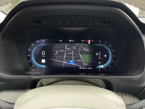 Used 2023 Volvo XC90 B6 Plus w/ Protection Package Premier image 31