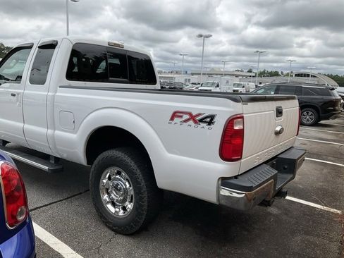 Used 2016 Ford F250 Lariat w/ Chrome Package image 4