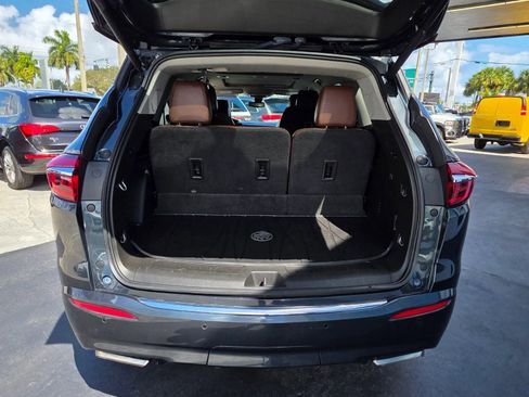 Used 2018 Buick Enclave Avenir w/ Avenir Technology Package image 7