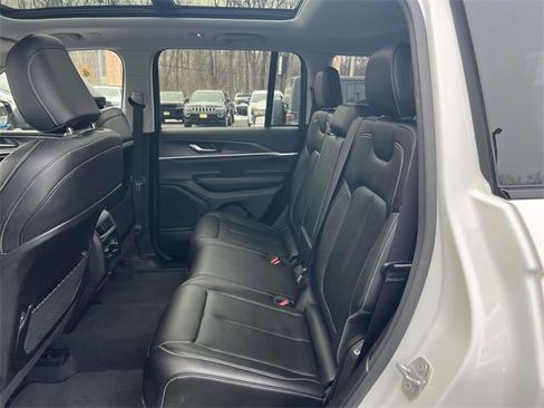 Certified 2023 Jeep Grand Cherokee Limited image 14
