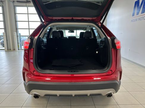 Used 2020 Ford Edge Titanium image 7