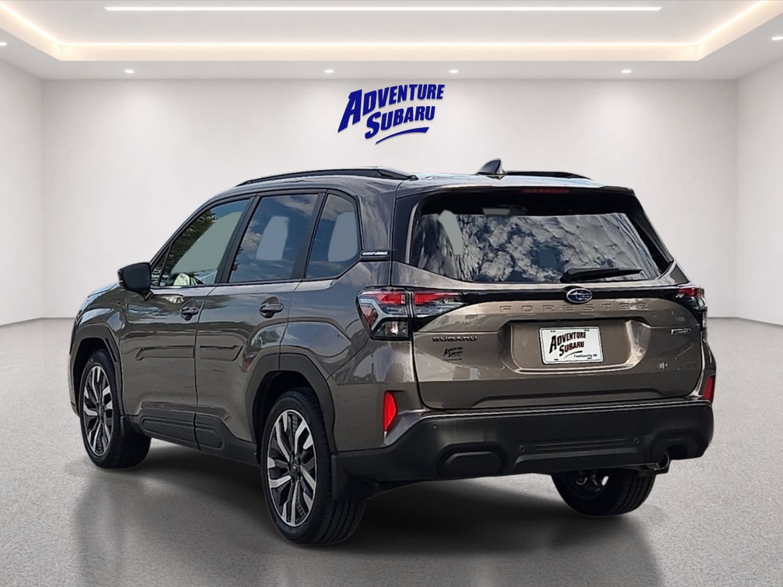 Certified 2025 Subaru Forester Touring AWD/4WD image 5