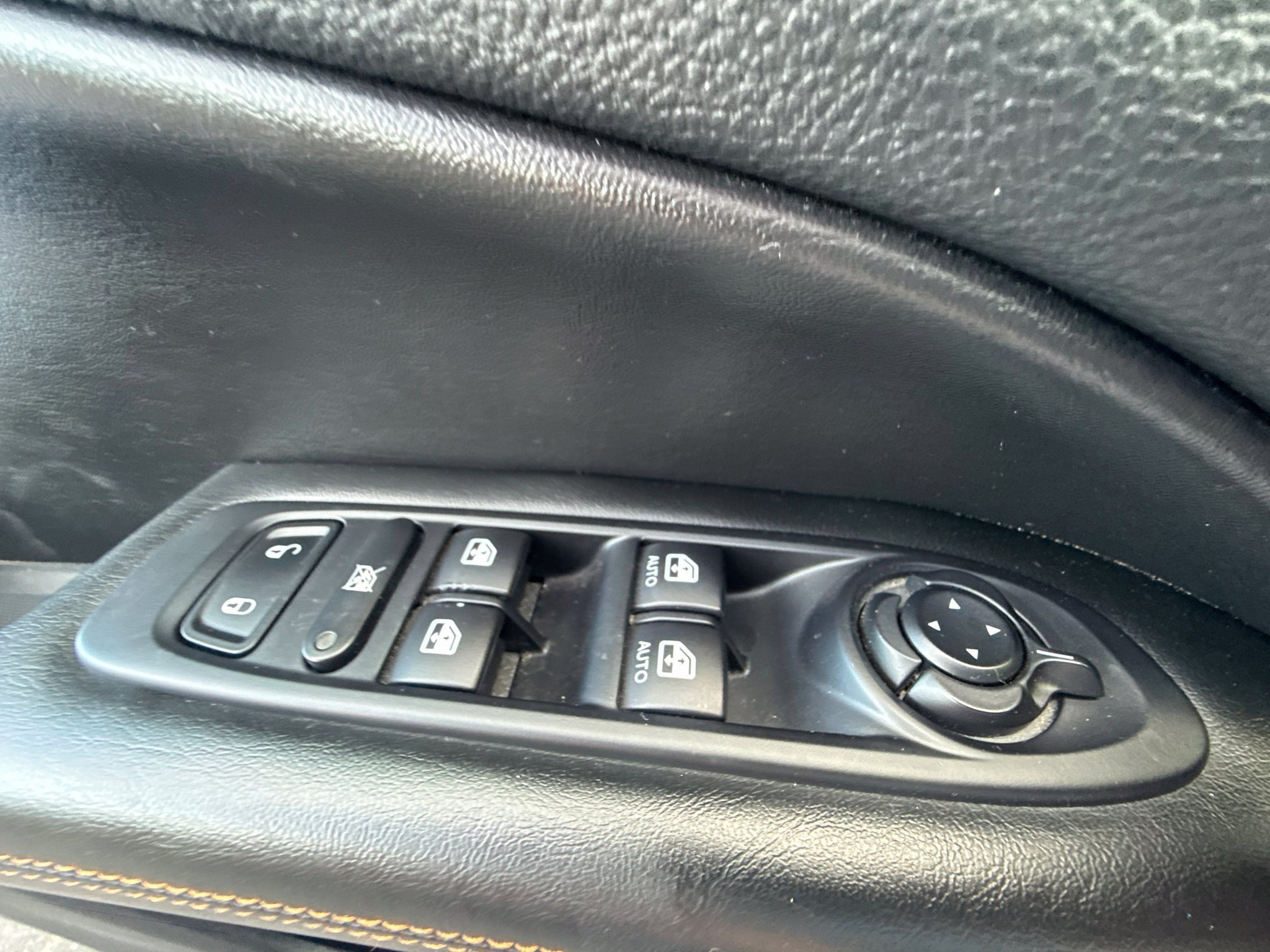 Used 2019 Jeep Compass Limited AWD/4WD image 25