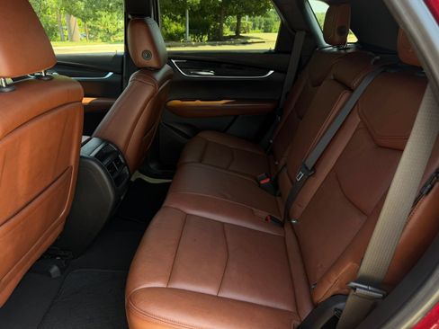 Used 2019 Cadillac XT5 Luxury FWD image 26