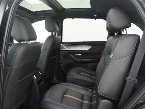 Certified 2024 MAZDA CX-90 Plug-In Hybrid w/ Premium Plus image 17