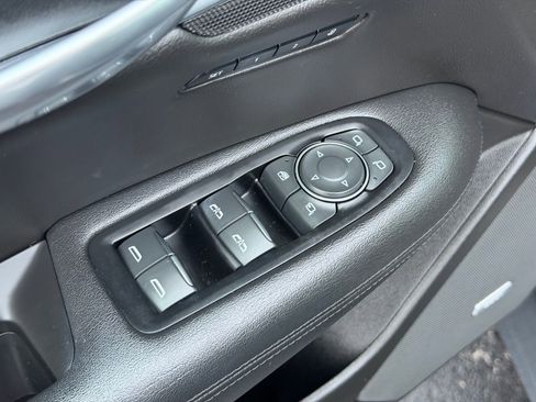 Used 2019 Cadillac XT5 Premium Luxury image 12