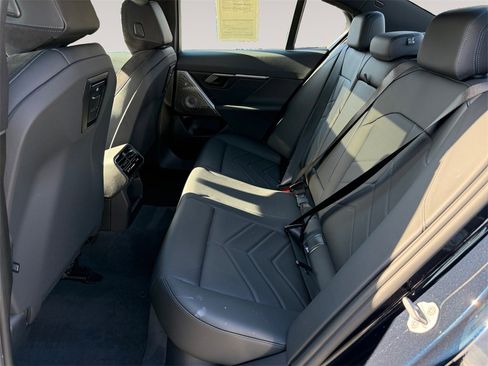 Certified 2025 BMW i5 xDrive40 w/ M Sport Package image 13