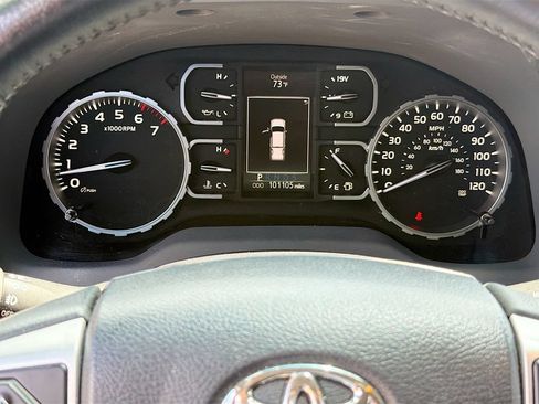 Used 2018 Toyota Tundra Limited AWD/4WD image 14