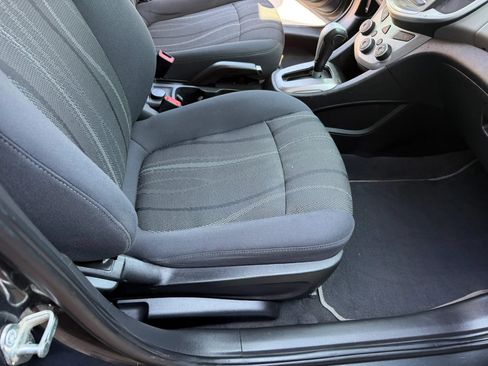 Used 2017 Chevrolet Sonic LT FWD image 14