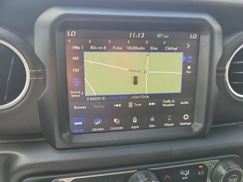 Used 2021 Jeep Wrangler Unlimited Sahara w/ Safety Group AWD/4WD image 14