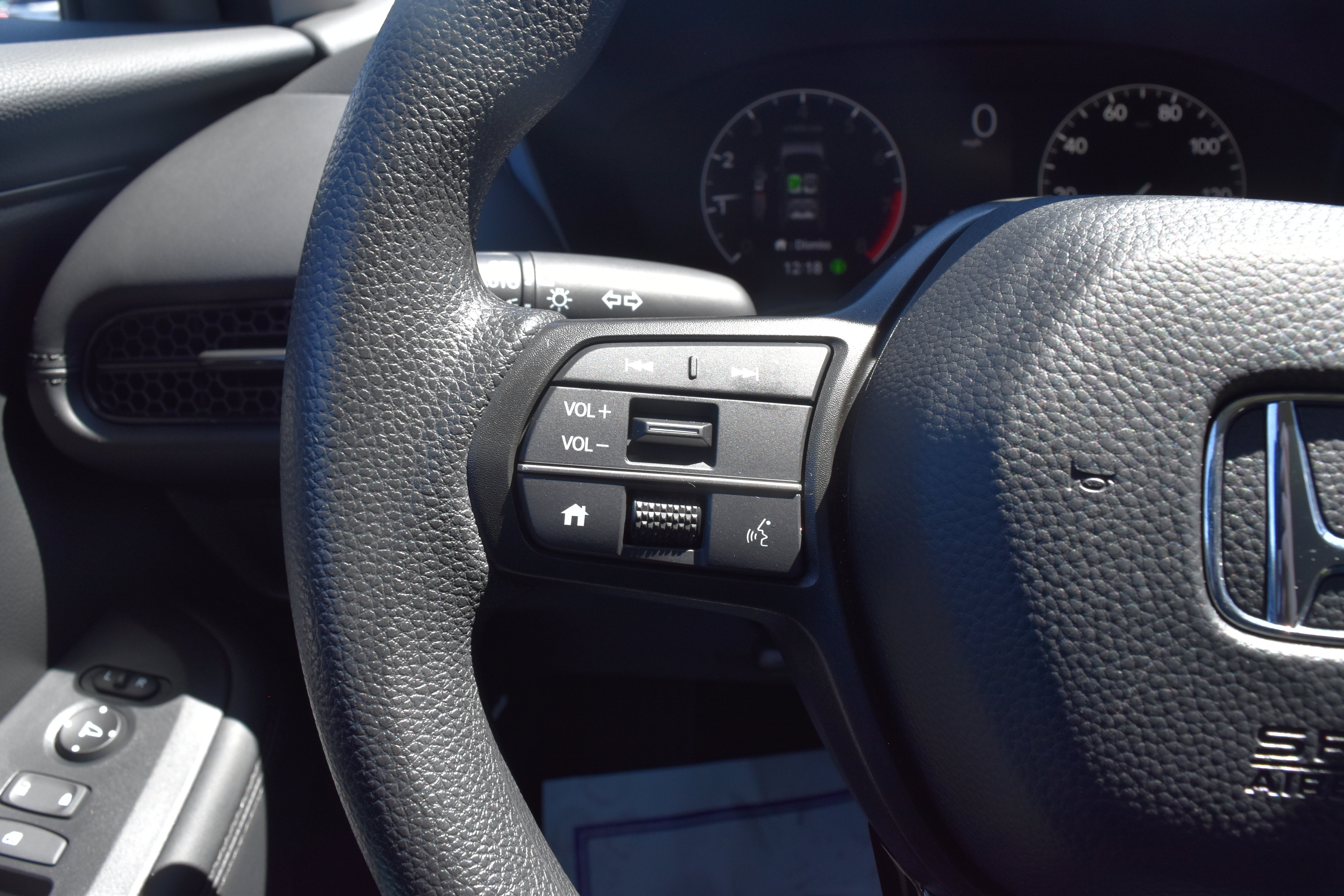 Certified 2026 Honda HR-V LX image 17