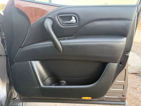 Used 2018 INFINITI QX80 2WD image 26