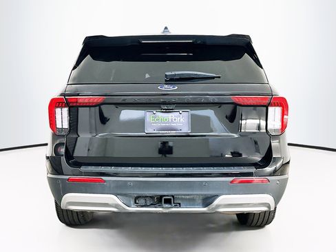 Used 2025 Ford Explorer Platinum w/ LUX Leather Package image 7