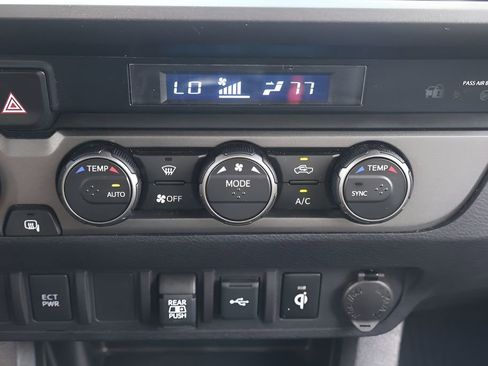 Certified 2023 Toyota Tacoma TRD Sport AWD/4WD image 25