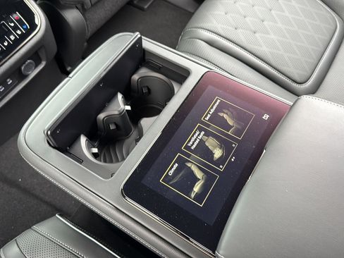 New 2026 INFINITI QX80 Autograph w/ Premium Cargo Package image 25